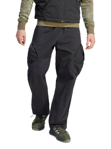 Cargo hlače adidas Originals Adventure Premium Cargo Crna | IJ0719