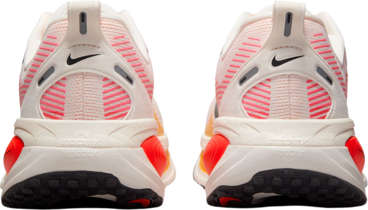 Tenisice i cipele Nike Vomero 18 Ružičasta | hm6804-100, 1