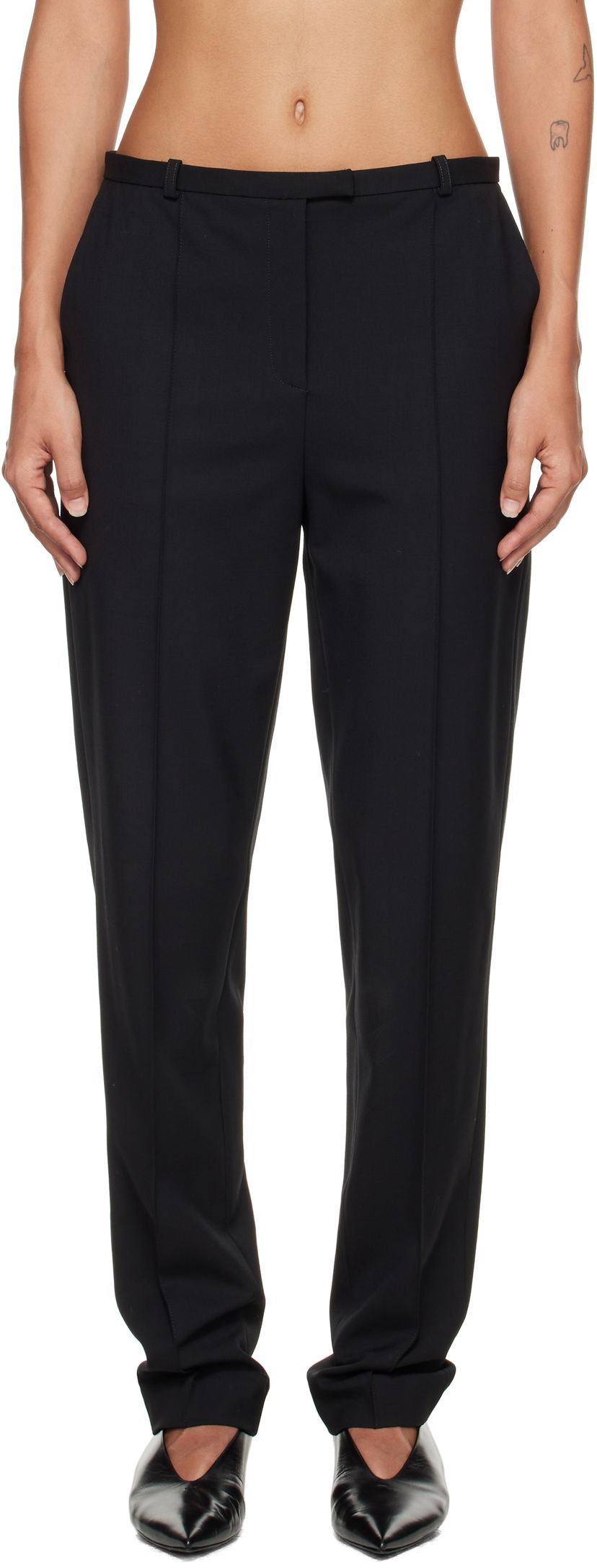 Hlače Loulou de Saison Loulou de Saison Malka Fitted Trousers Crna | MALKA