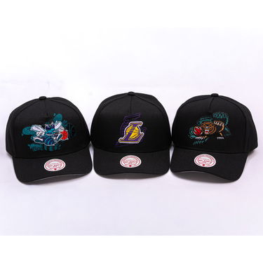 Kapa Mitchell & Ness NBA Los Angeles Lakers Tilted Pro Snapback Cap Crna | HP12813-LALBLCK, 3