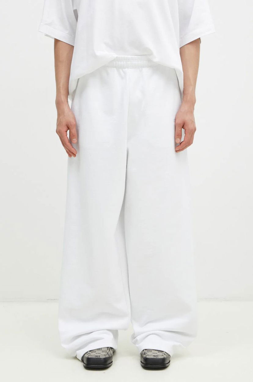 Trenirka VETEMENTS VETEMENTS Embroidered Logo Sweatpants Bijela | UA66SP630W