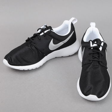 Tenisice i cipele Nike Roshe One GS Crna | 599728-021, 2