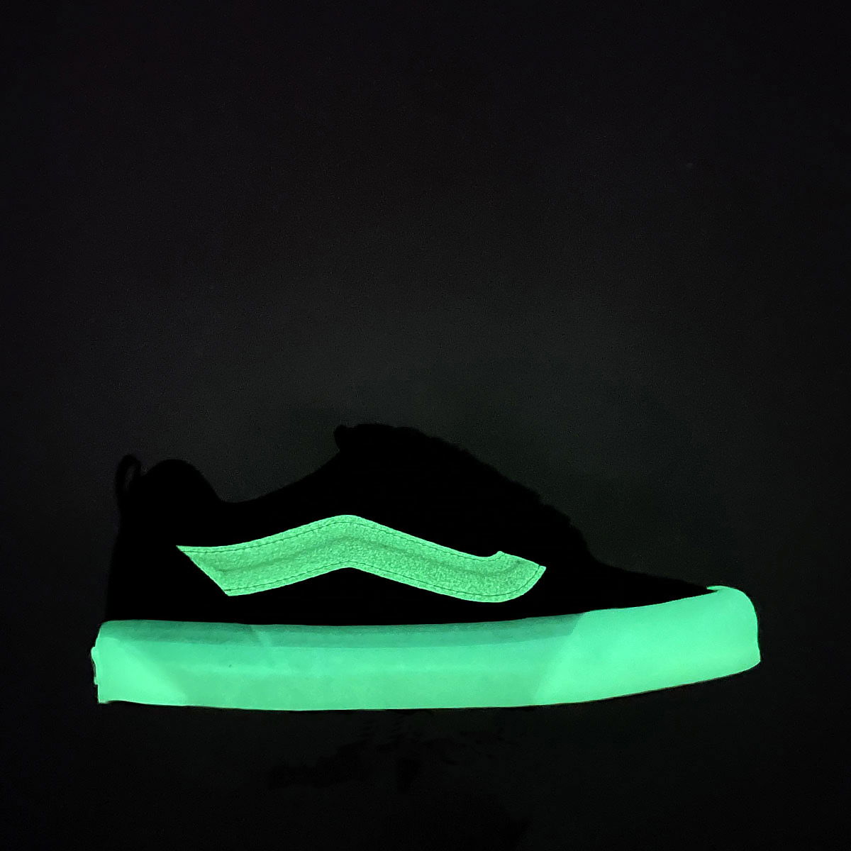 Tenisice i cipele Vans Knu Skool Glow Crna | VN000D6CB5P1, 1