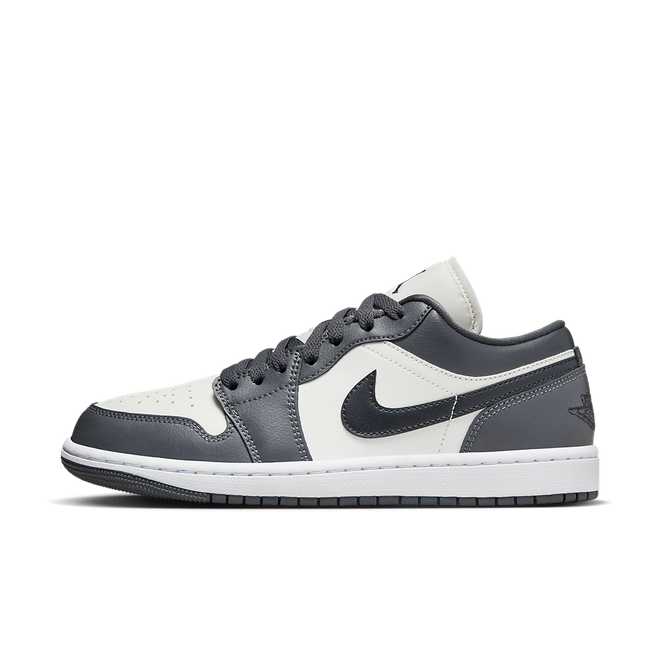 Tenisice i cipele Jordan Air Jordan 1 Low WMNS Siva | DC0774-102