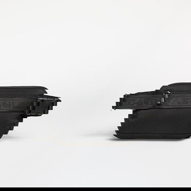 Torba oko struka Karl Kani Hip pack Signature Essential Hip Bag Black Crna | KA-BG041-001-01, 2