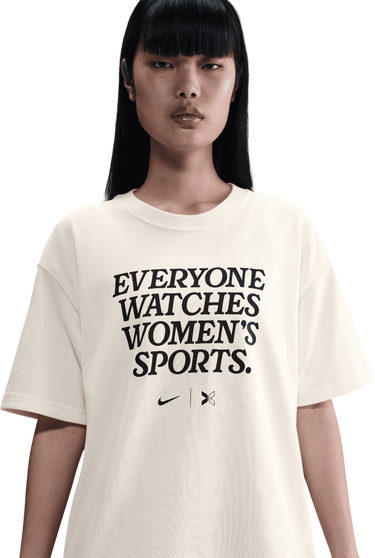 Majica kratkih rukava Nike Everyone Watches Women's Sports T-Shirt Bež | im0560-133-133, 1