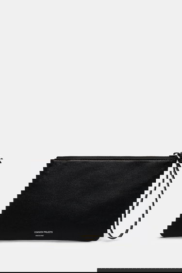 Ručna torbica Common Projects Small Flat Leather Pouch Crna | 9187.7547, 0