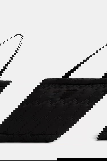 Tote bag MAISON KITSUNÉ Maison Kitsuné Chevron Quilted Large Tote Crna | PM05104WB0043, 0