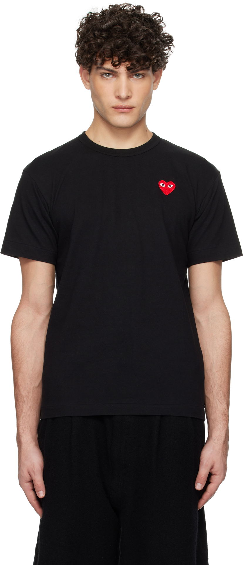 Majica kratkih rukava Comme des Garçons Black T-Shirt with Red Heart Patch Crna | AX-T108-051