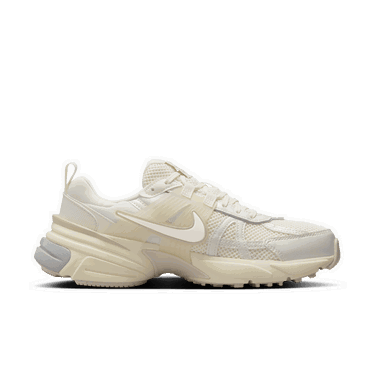 Tenisice i cipele Nike V2K Run Bež | HQ1512-110, 2