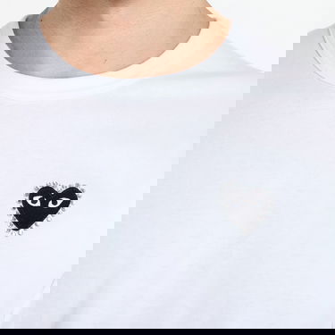 Majica kratkih rukava Comme des Garçons Comme des Garçons PLAY Emblem Rhinestone T-Shirt Bijela | AX-T801 WHITExBLACK, 4