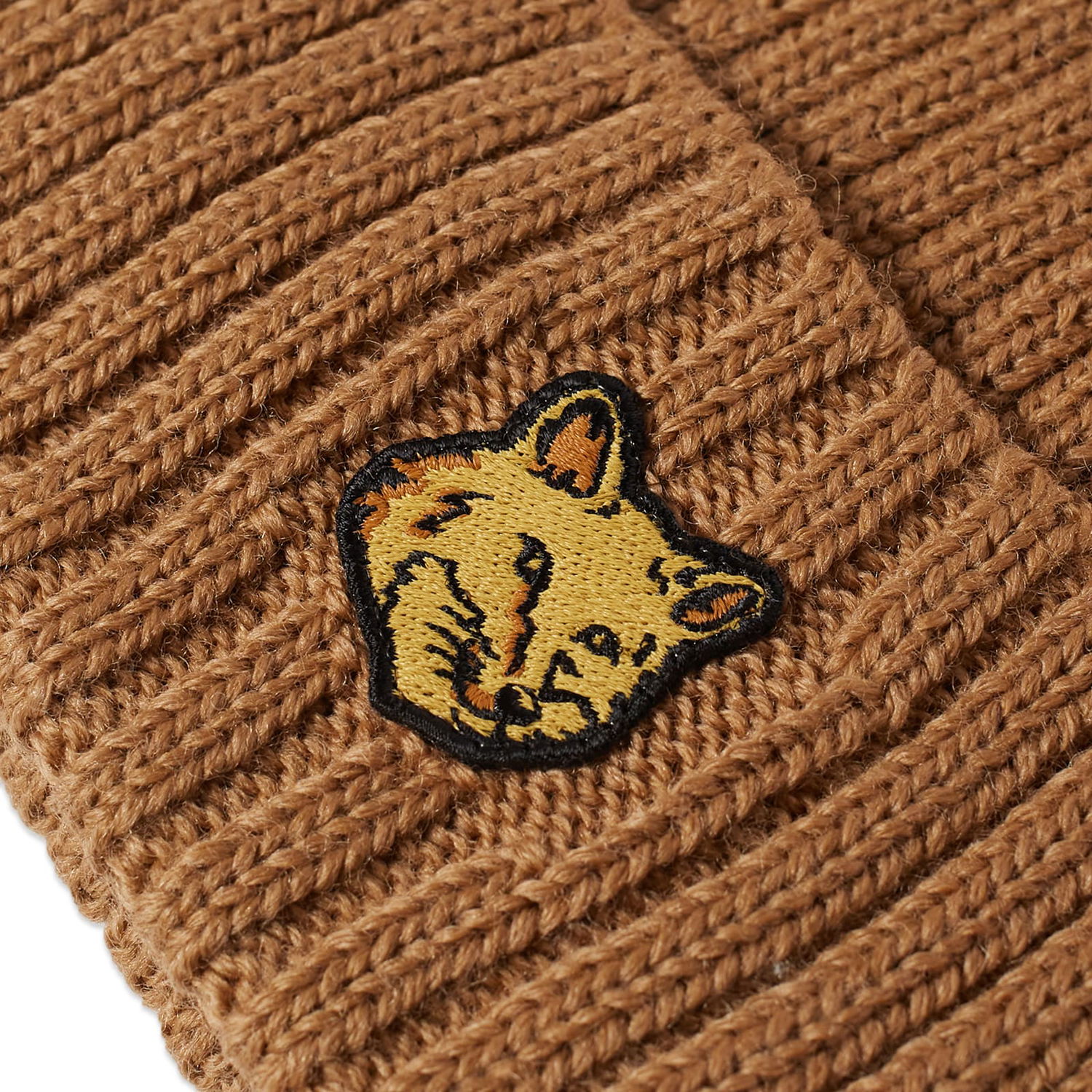 Kapica MAISON KITSUNÉ Fox Head Patch Ribbed Beanie Bež | LM06111KT1022-P236, 1