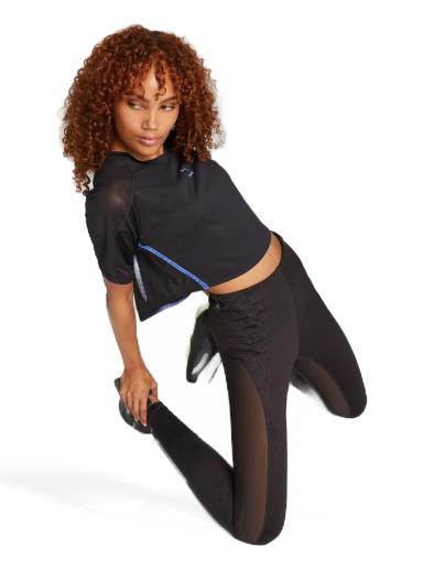 Crop top Puma x KOCHÉ Cropped T-Shirt Crna | 535984_01