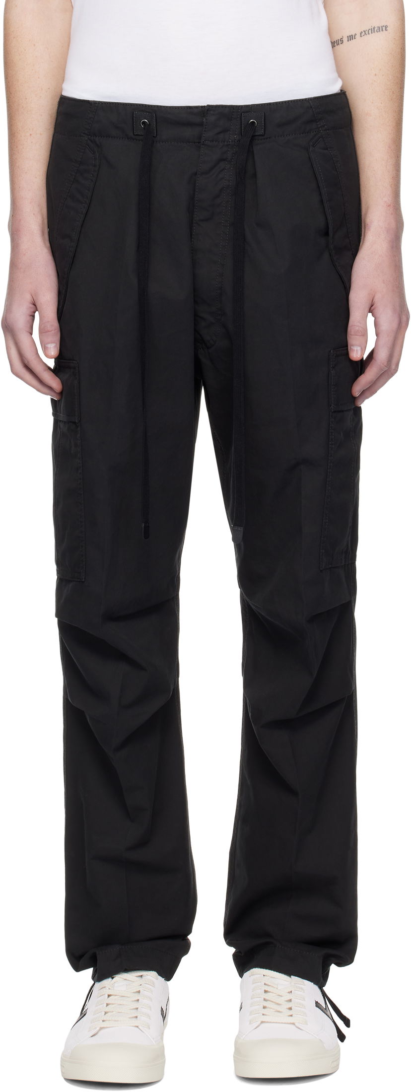 Cargo hlače Tom Ford Tom Ford Enzyme Twill Cargo Pants Crna | SCC001-FMC054F23