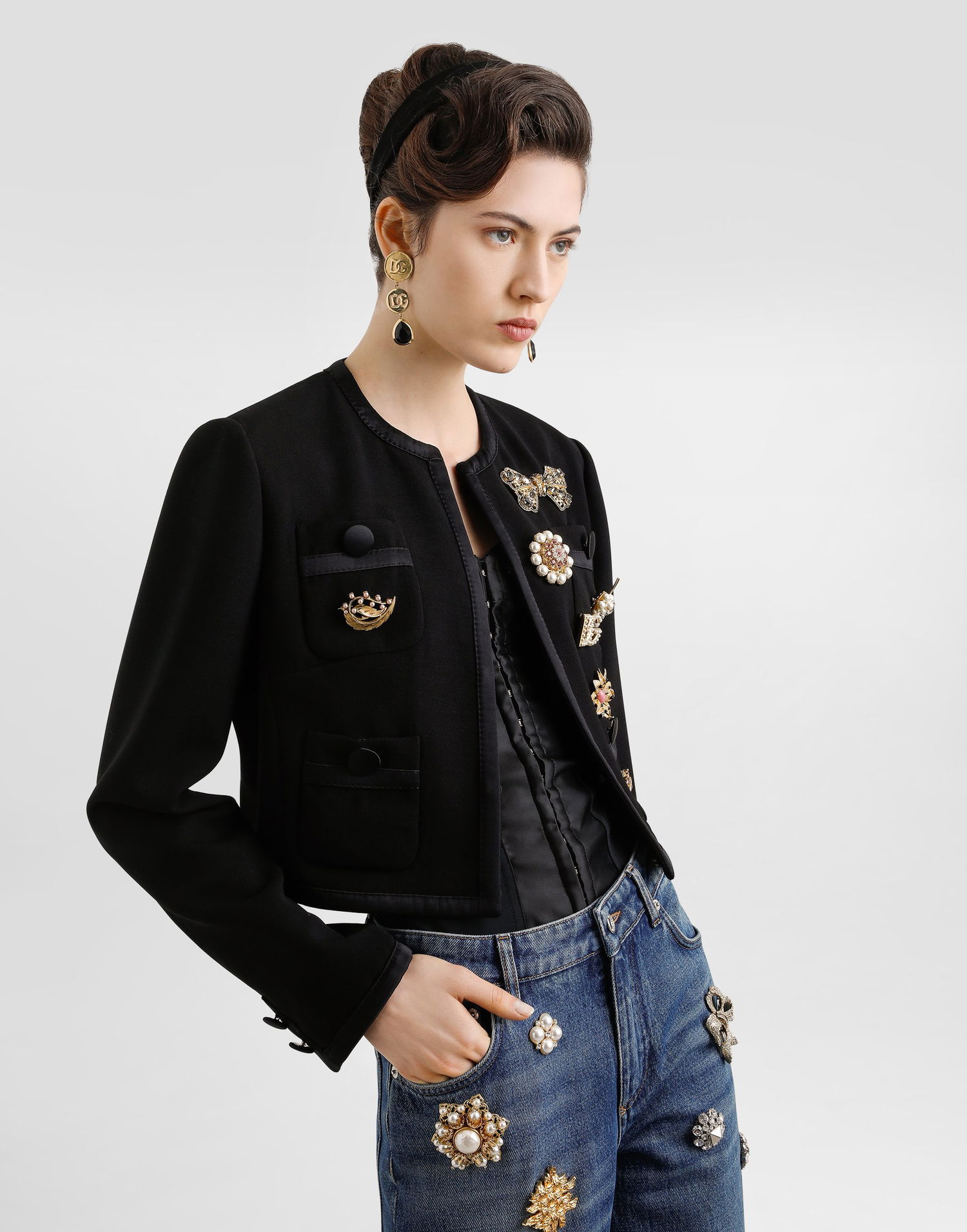 Jakna Dolce & Gabbana Dolce & Gabbana Double Crepe Wool Cropped Jacket with Embellishments Crna | F27CEZFU2L8N0000, 1