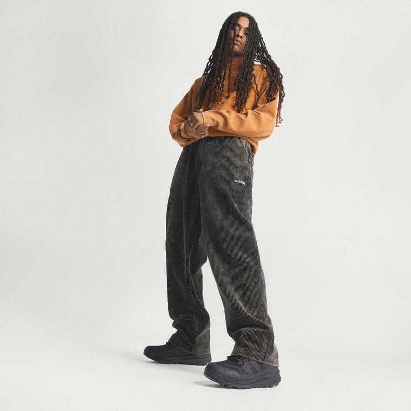 Hlače adidas Performance Equipment Corduroy Pants Siva | JV7658