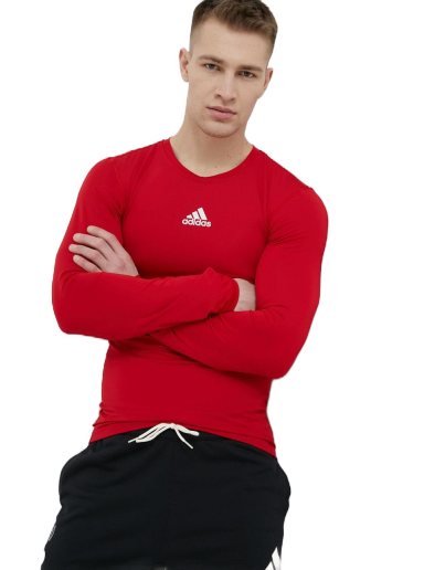 Majica kratkih rukava adidas Originals T-shirt Techfit Crvena | gu7336