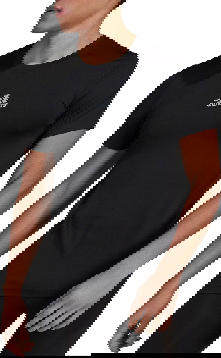 Majica kratkih rukava adidas Originals Techfit Training T-Shirt Crna | gu4906