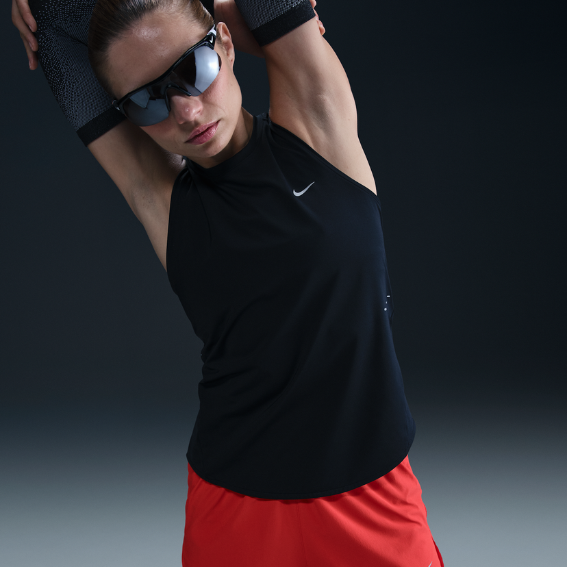 Majica bez rukava Nike Swift Dri-FIT Running Tank Top Crna | HQ0620-010