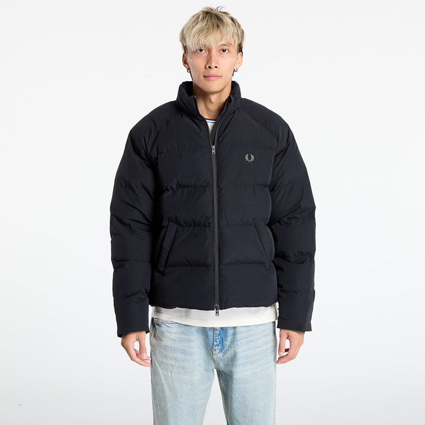 Pernata jakna Fred Perry FRED PERRY Raglan Sleeve Padded Jacket Crna | J1309 102
