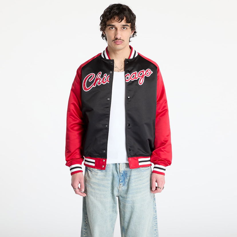 Bomber jakna Mitchell & Ness Mitchell & Ness NBA Bulls Double Clutch Satin Vintage Logo Jacket Crna | JK9196-CBUBKSC