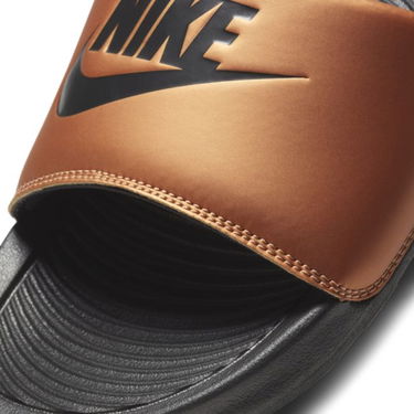 Tenisice i cipele Nike Victori One W Metalik | CN9677-003, 3