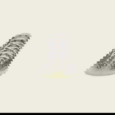 Tenisice i cipele adidas Yeezy Yeezy Boost 380 "Pyrite" Siva | GZ0473, 3
