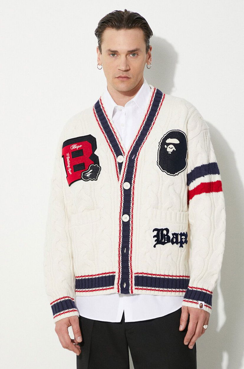 Džemper BAPE A Bathing Ape College Badges Knit Cardigan Bijela | 1J80120051