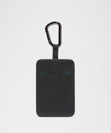 Privjesci za ključeve lululemon Leather Alternative Tag with Carabiner SLNSH Collection Crna | prod11870532, 2