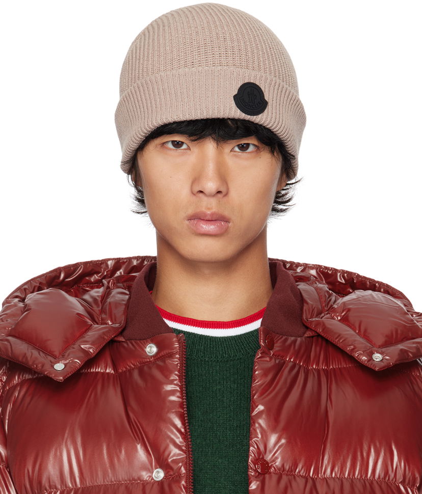 Kapica Moncler Taupe Logo Patch Beanie Bež | J20913B00006M1121