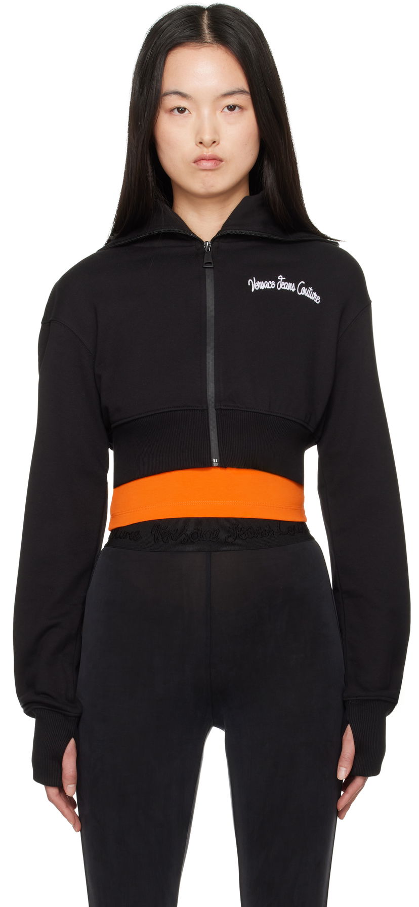 Dukserice Versace Versace Jeans Couture Embroidered Logo Crop Zip Hoodie Crna | E78HAIC08_ECF00C