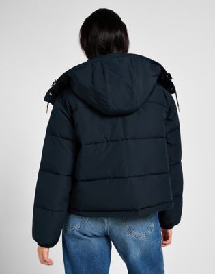 Pernata jakna Lee Hooded Short Puffer Jacket Crna | 112355162