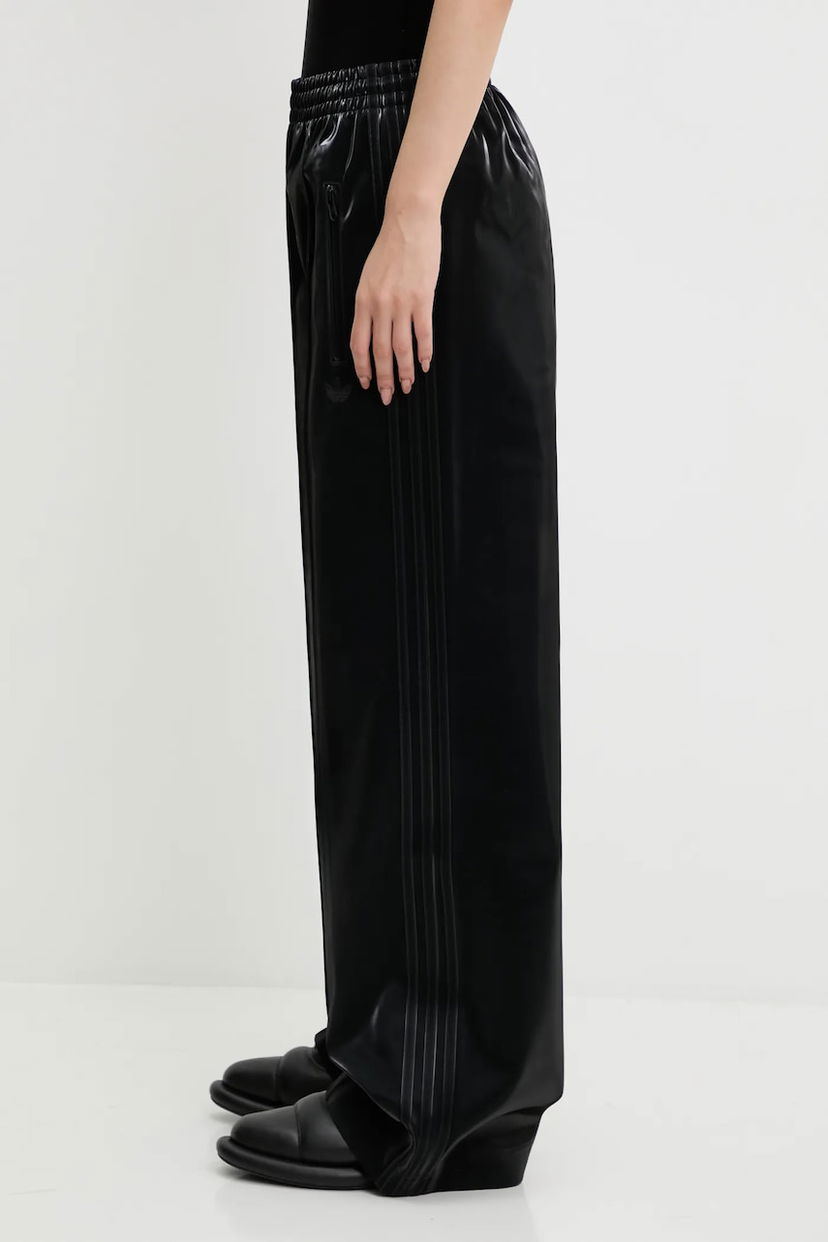 Trenirka adidas Originals adidas Originals Holiday Tp Track Pants Crna | JV7503