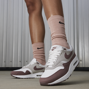 Tenisice i cipele Nike Air Max 1 "Smokey Mauve" Tamnocrvena | DZ2628-104, 3
