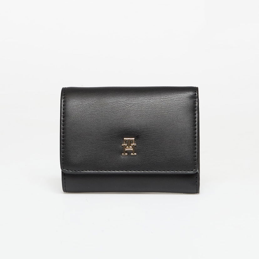 Novčanik Tommy Hilfiger Wallet TH Monogram Flap Trifold Wallet Black Universal Crna | AW0AW17737 BDS
