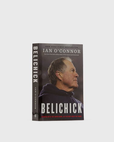 Knjiga i časopis gestalten Belichick - The Making Of The Greatest Football Coach Of All Time" By Ian O'Connor Crna | 9780358118213, 0