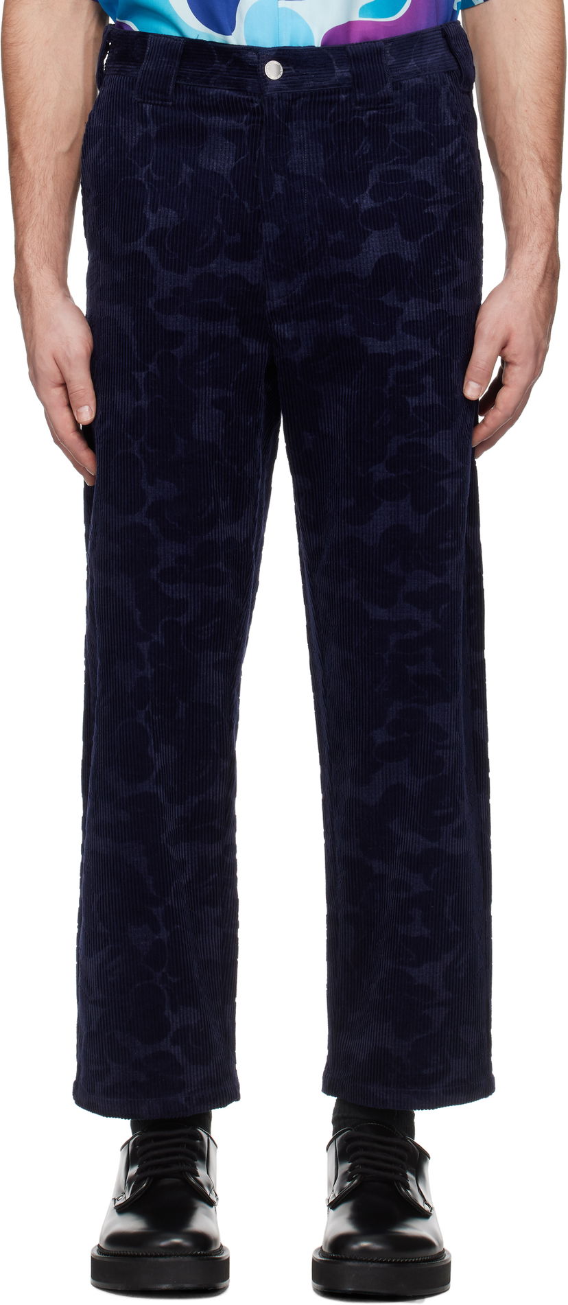 Hlače BAPE A Bathing Ape Solid Camo Debossed Corduroy Trousers Tamnoplava | 001PTK801315M