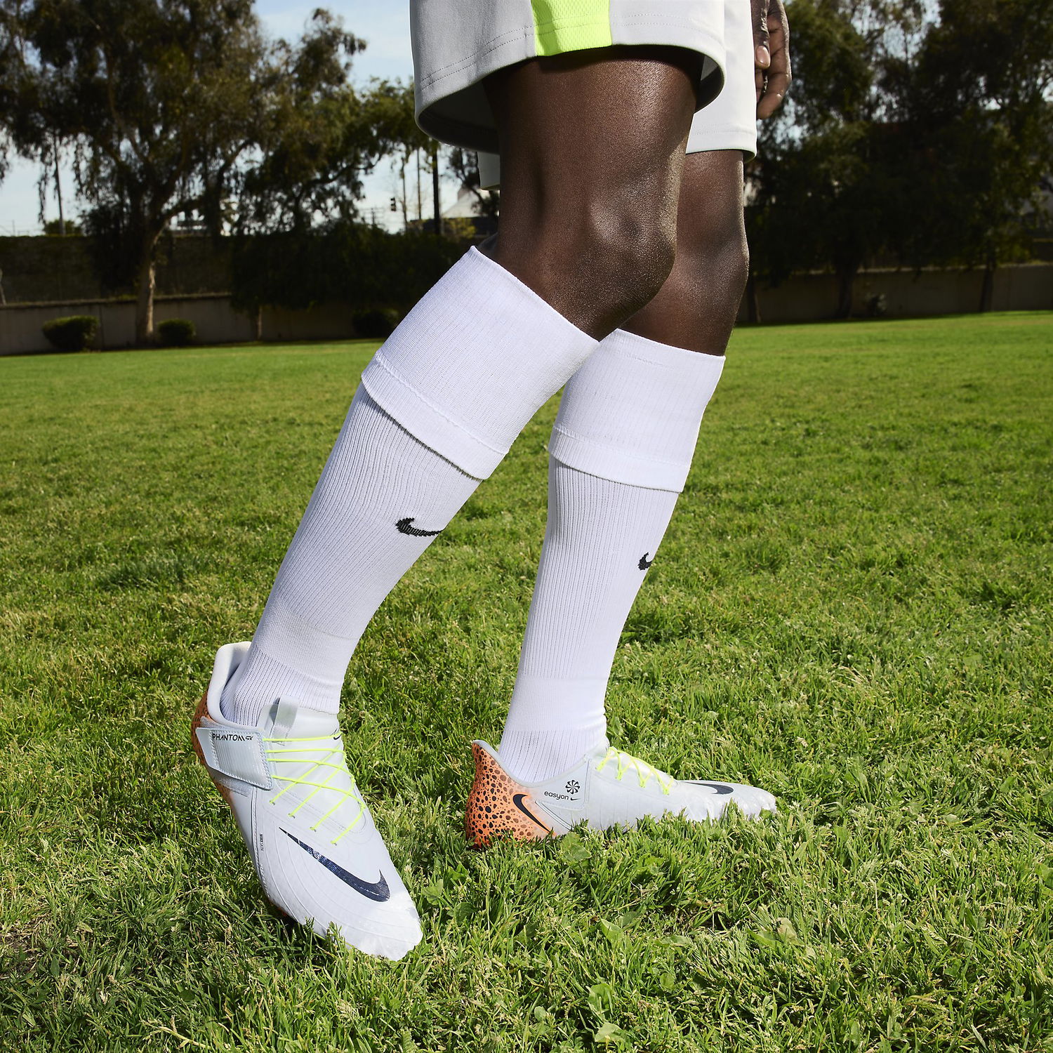 Tenisice i cipele Nike PHANTOM GX II ACAD EASE FG/MG OLY Bijela | fn8199-900, 1