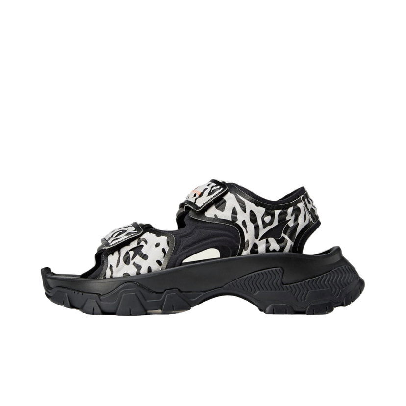 Tenisice i cipele adidas Performance Stella McCartney Hika Outdoor Crna | IF1797