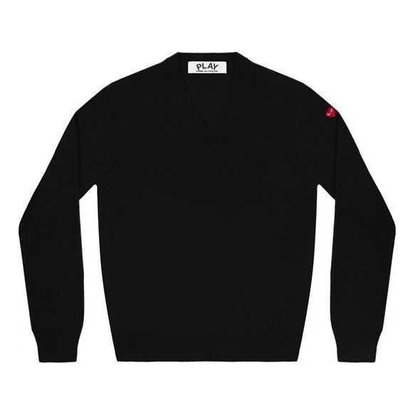 Džemper Comme des Garçons COMME des GARCONS PLAY Long Sleeve V-Neck Sweater with Red Heart Emblem Crna | AZ-N039-051-1