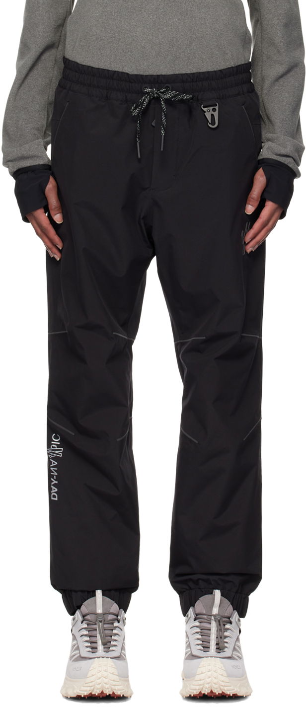 Hlače Moncler Grenoble Windproof Padded Trousers Crna | J20972A00005549SU