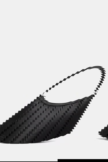 Torba za rame Lacoste Lacoste Pleated Leather Shoulder Bag Crna | NU5015DP, 0