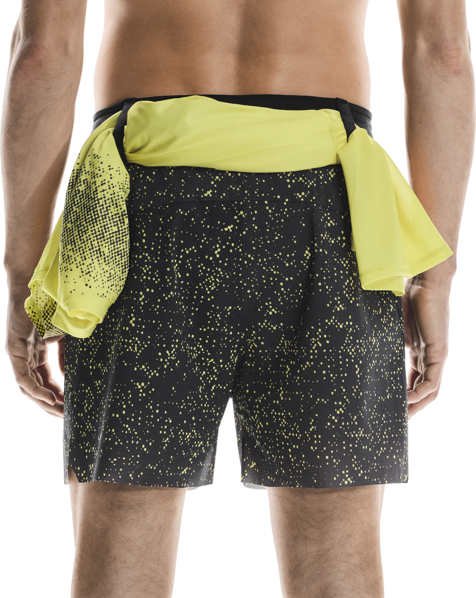 Kratke hlače On Running On Running Ultra Shorts Crna | 1mf30142957, 1