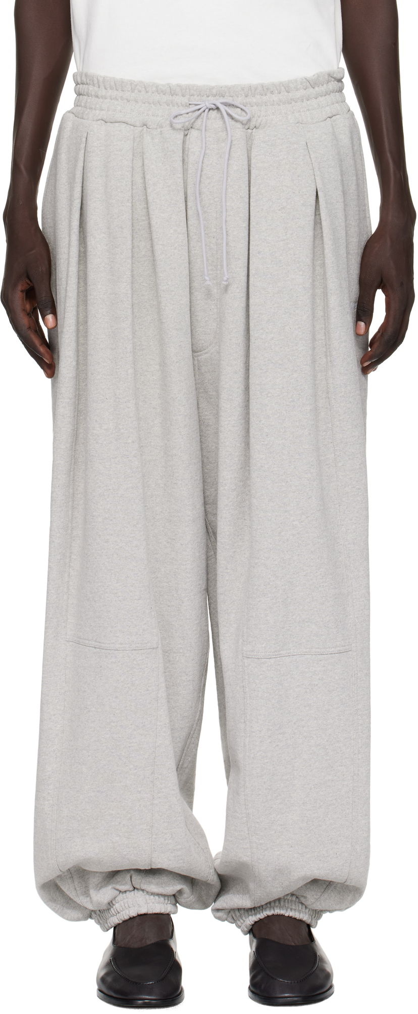 Trenirka HED MAYNER Hed Mayner Embroidered Sweatpants Siva | HMMB72025R-HB211