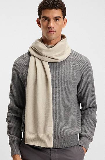 Šal BOSS Ribbed-hem plain-knit scarf with woven logo badge Bež | 50522445, 1