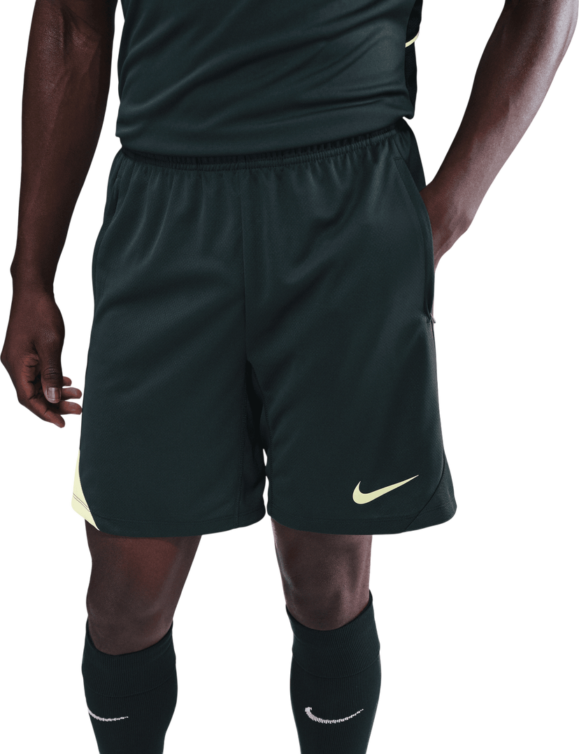 Kratke hlače Nike Dri-FIT Strike Shorts Zelena | fn2401-390