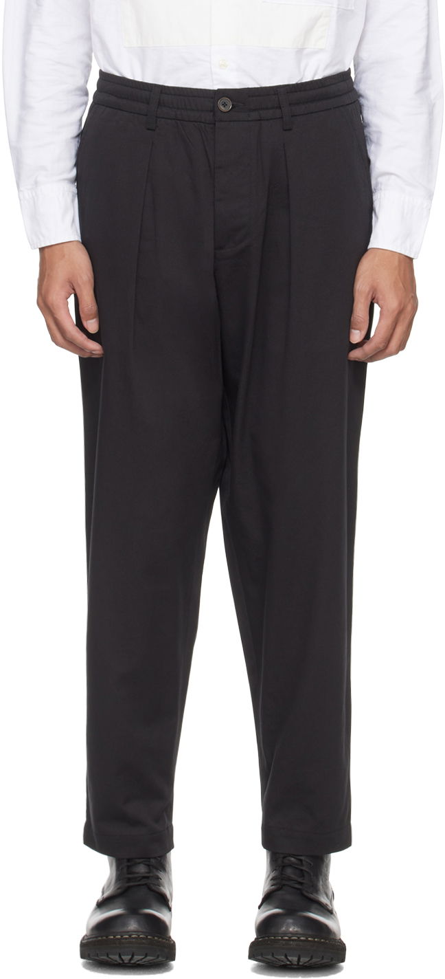 Hlače Universal Works Universal Works Pleated Trousers Crna | 00134