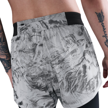 Kratke hlače Nike Swift 2in1 Abstract Pattern Running Shorts Višebojno | hv2916-036, 1