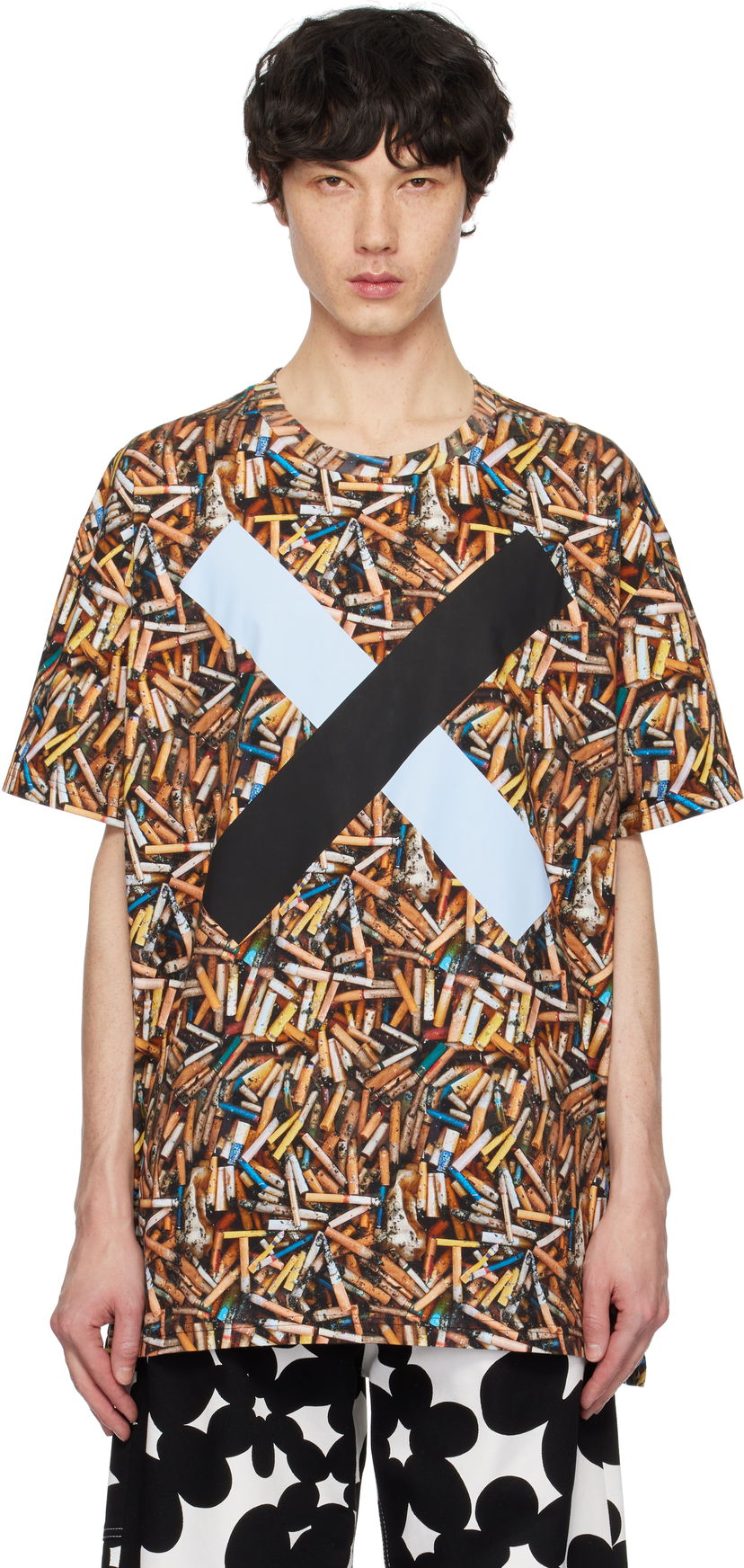 Majica kratkih rukava Vivienne Westwood Vivienne Westwood Oversized Cigarette Butt Print T-Shirt Smeđa | 3G010018-J006E-AAA-
