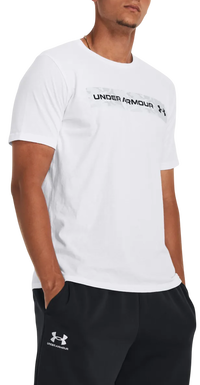 Under Armour Camo Chest Stripe Short Sleeve T-Shirt